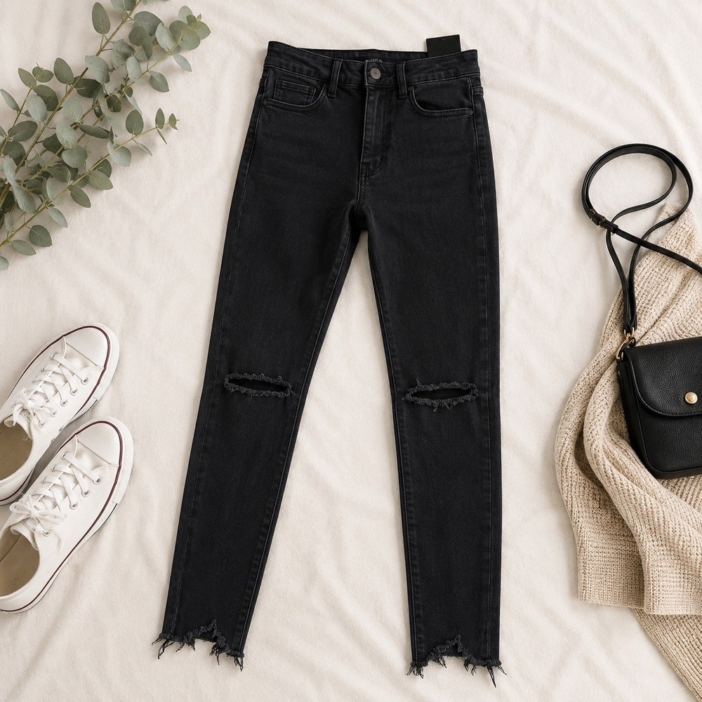 Zara Woman Black Distressed Skinny Jeans‎ High Rise Frayed Step Hem Size 2